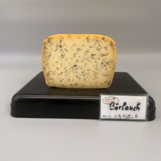 Käse mit Bärlauch